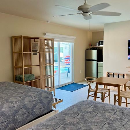 Sunshine Island Inn - Adults Only Санибел Экстерьер фото